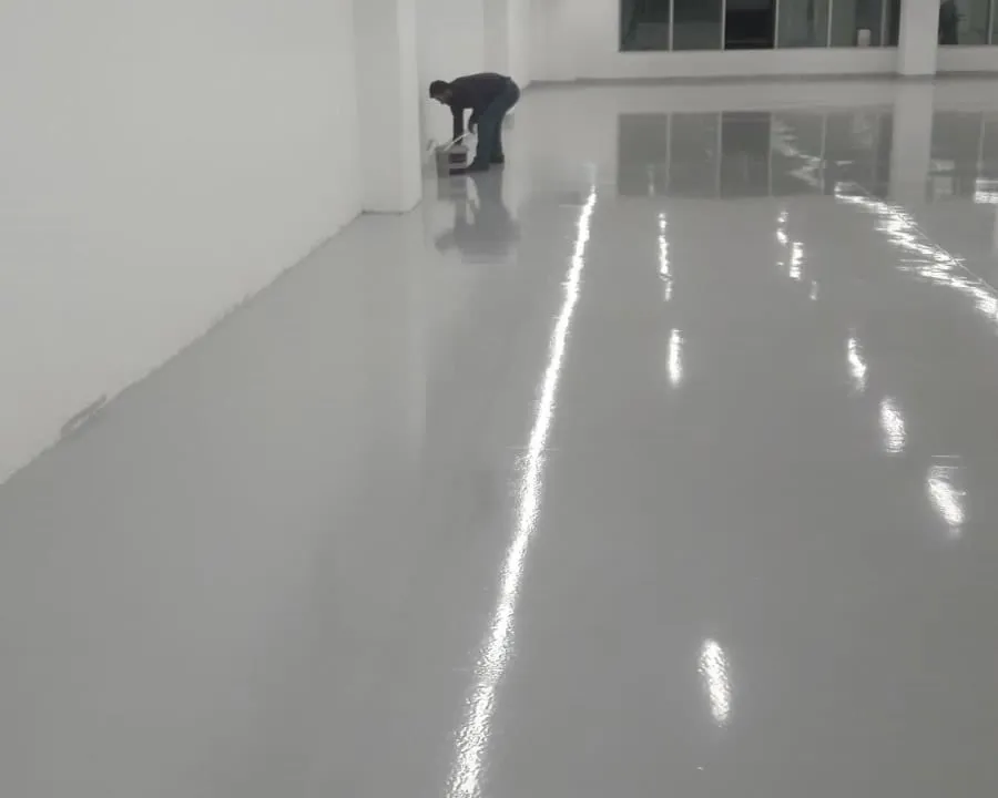 Selfleveling epoksi kaplama, üretim salonu